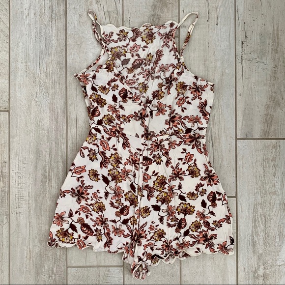 Kendall & Kylie romper size medium - Picture 2 of 3